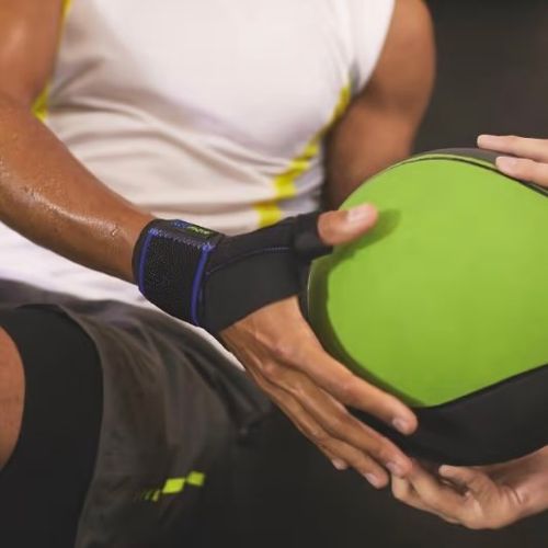 Actimove Sports Edition Tommelstøtte S/M 1 stk